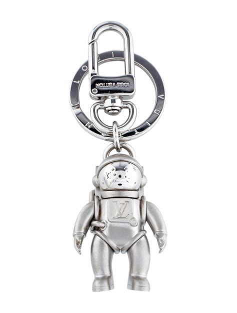 louis vuitton astronaut charm